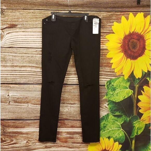 AG Women's  ⚫ Distressed jean leggings size 28 NWT - Picture 2 of 9